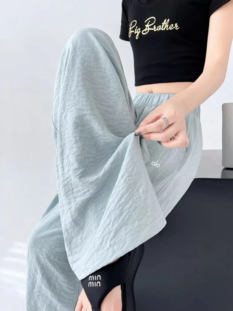 alo yoga AYGYF034 תמונה 9