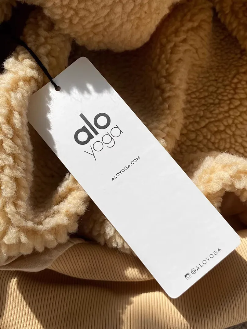 alo yoga AYGYF037 תמונה 10