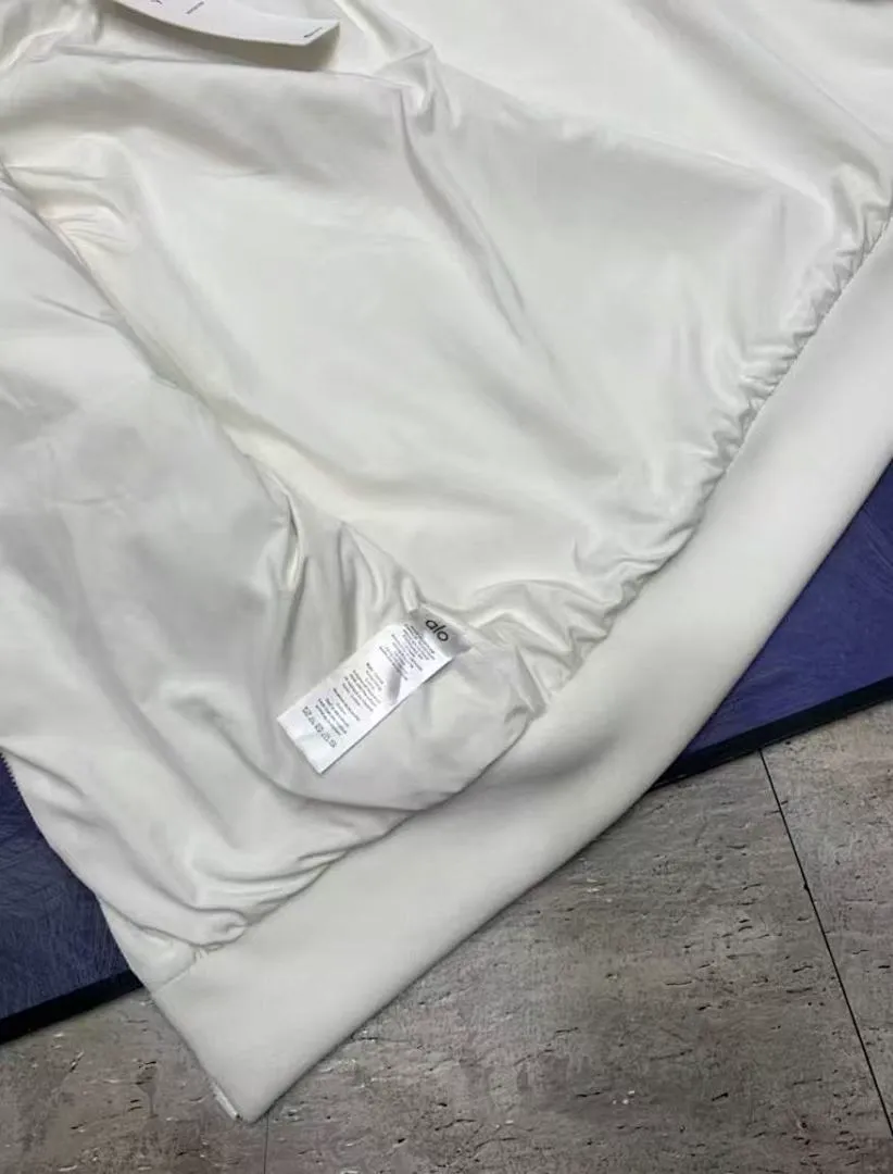 alo yoga AYGYF060 תמונה 3