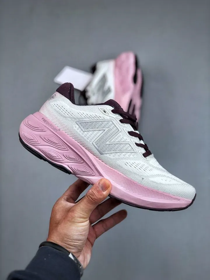 New Balance B800
