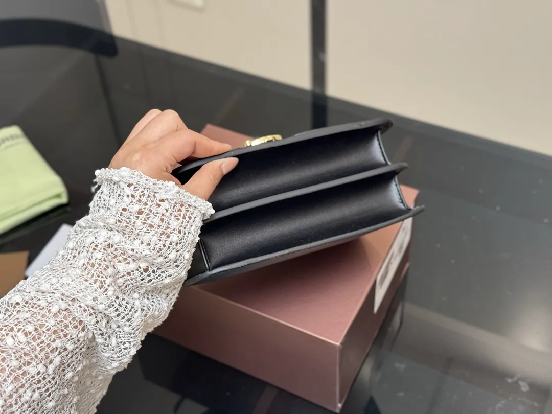 Burberry BBRB01 תמונה 4