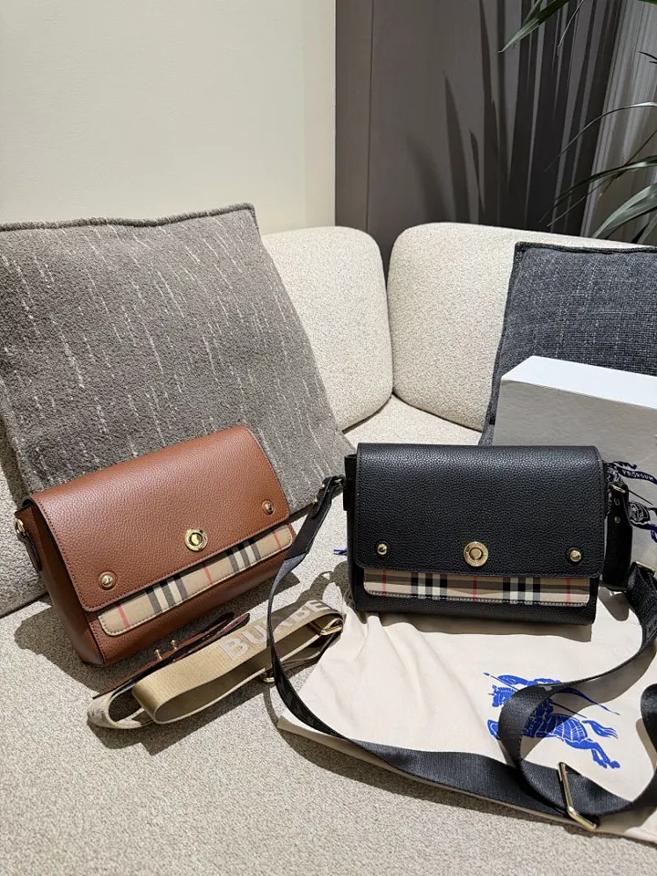 Burberry BBRB06