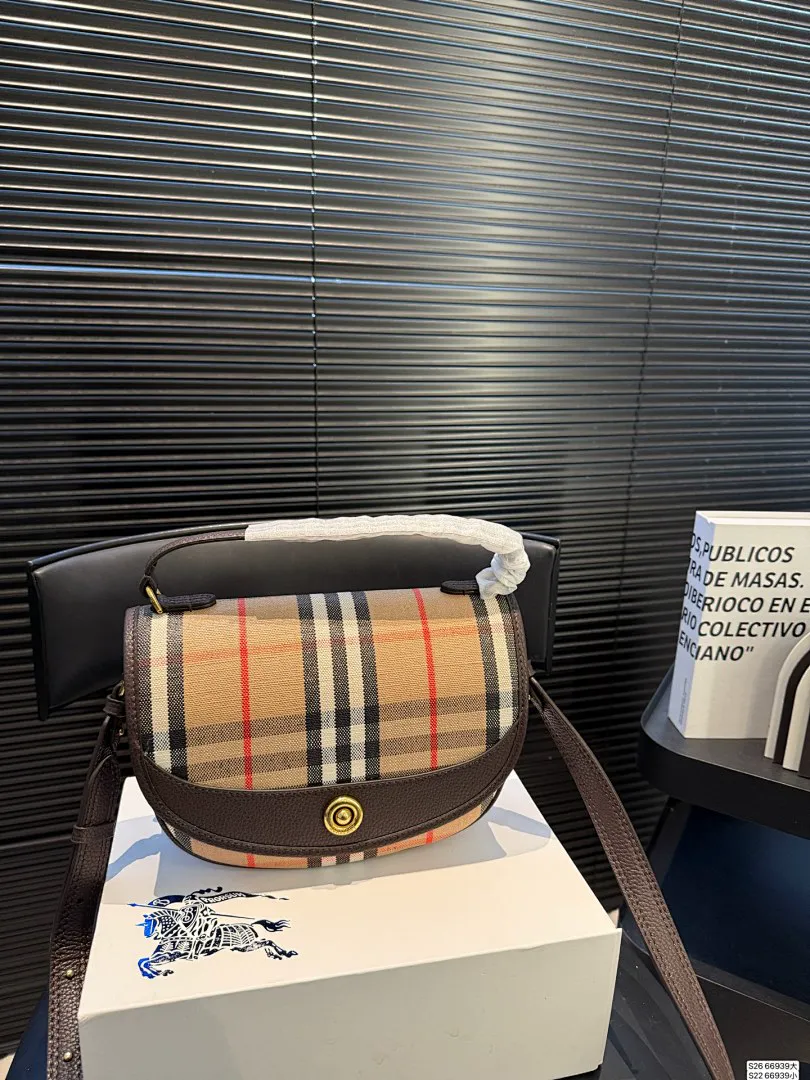 Burberry BBRB08 תמונה 2