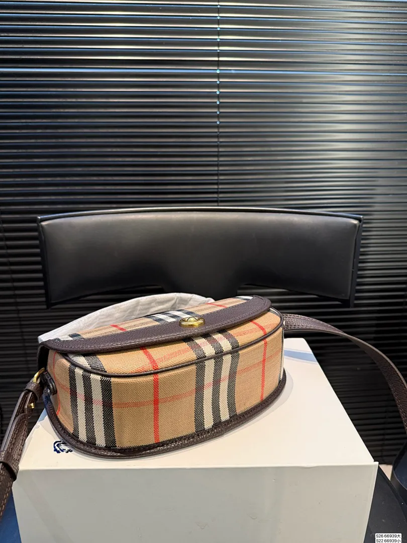 Burberry BBRB08 תמונה 7