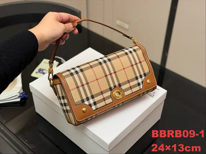 Burberry BBRB09