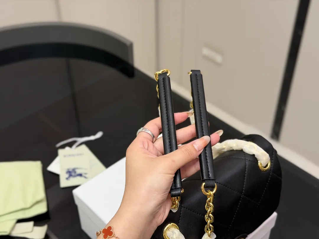 Burberry BBRB15 תמונה 11