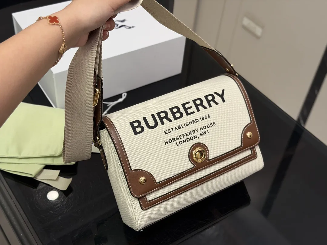 Burberry BBRB16 תמונה 11
