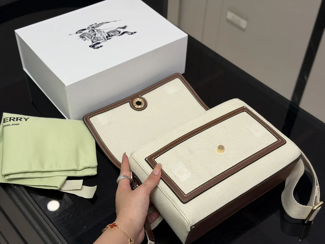 Burberry BBRB16 תמונה 9