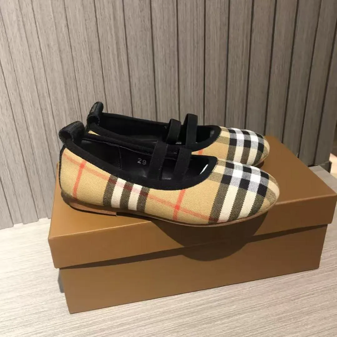 Burberry BBRX09 תמונה 2