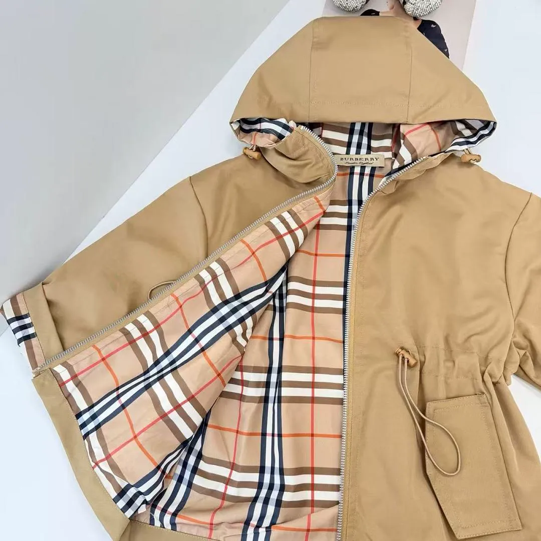 Burberry BBRYF160 תמונה 4