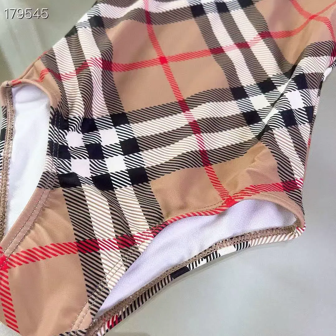 Burberry BBRYF44 תמונה 9