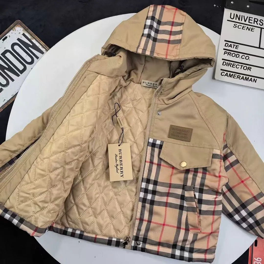 Burberry BBRYF51 תמונה 2