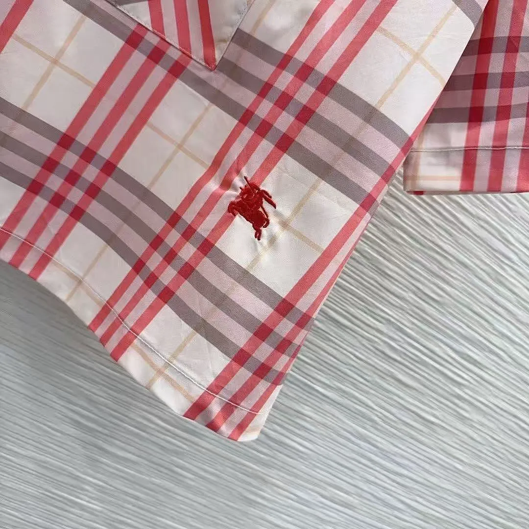 Burberry BBRYF98 תמונה 3