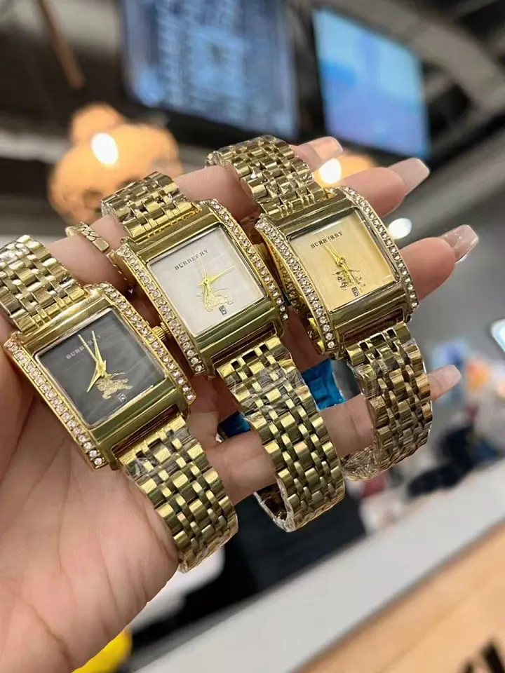 Burberry BBW4
