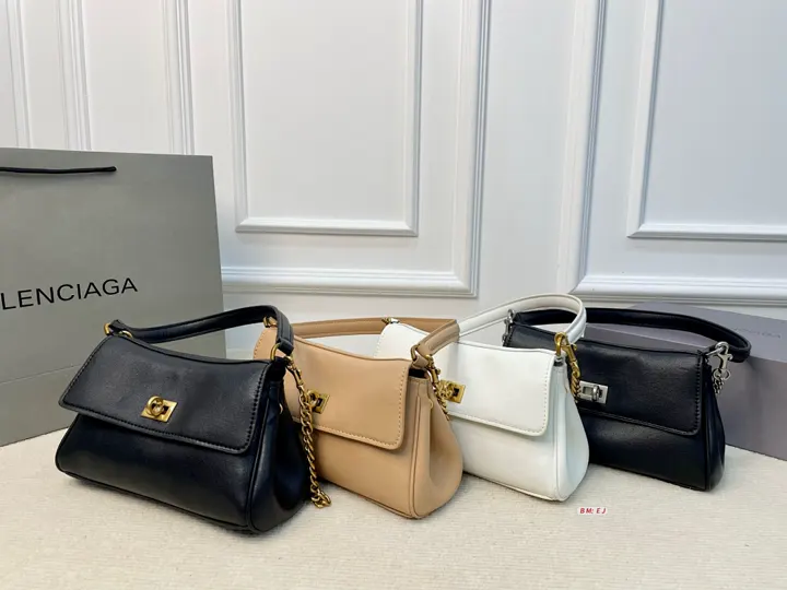 Balenciaga BLCB01