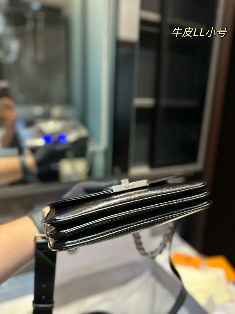 Balenciaga BNSBB001 תמונה 10