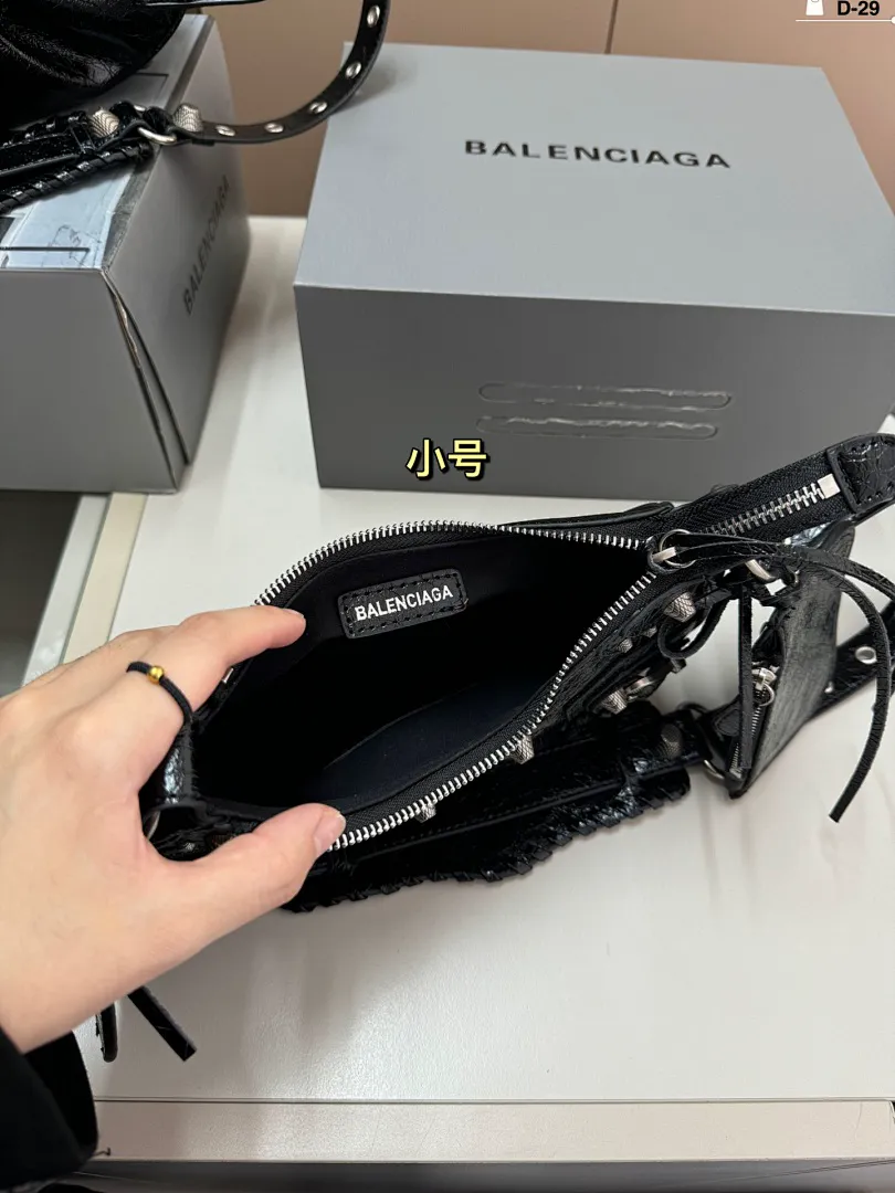 Balenciaga BNSBB002 תמונה 2