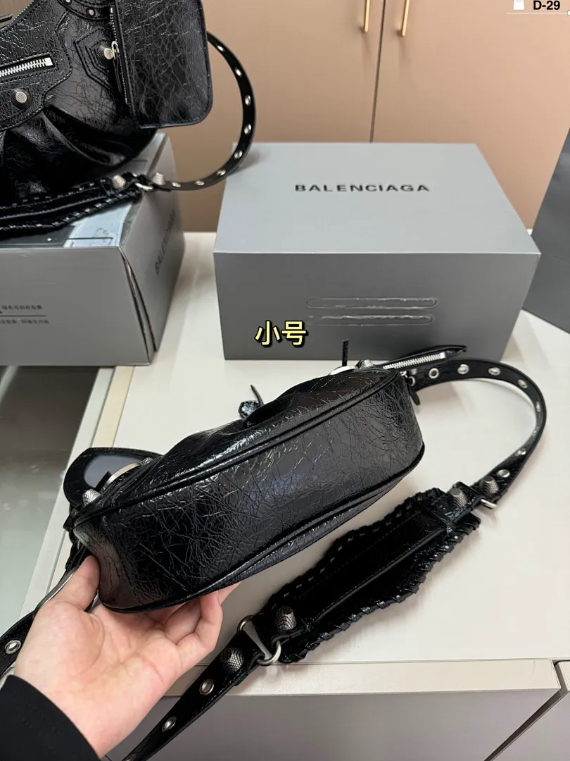 Balenciaga BNSBB002 תמונה 8