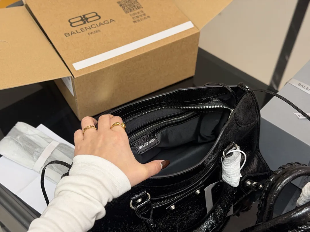 Balenciaga BNSBB005 תמונה 5
