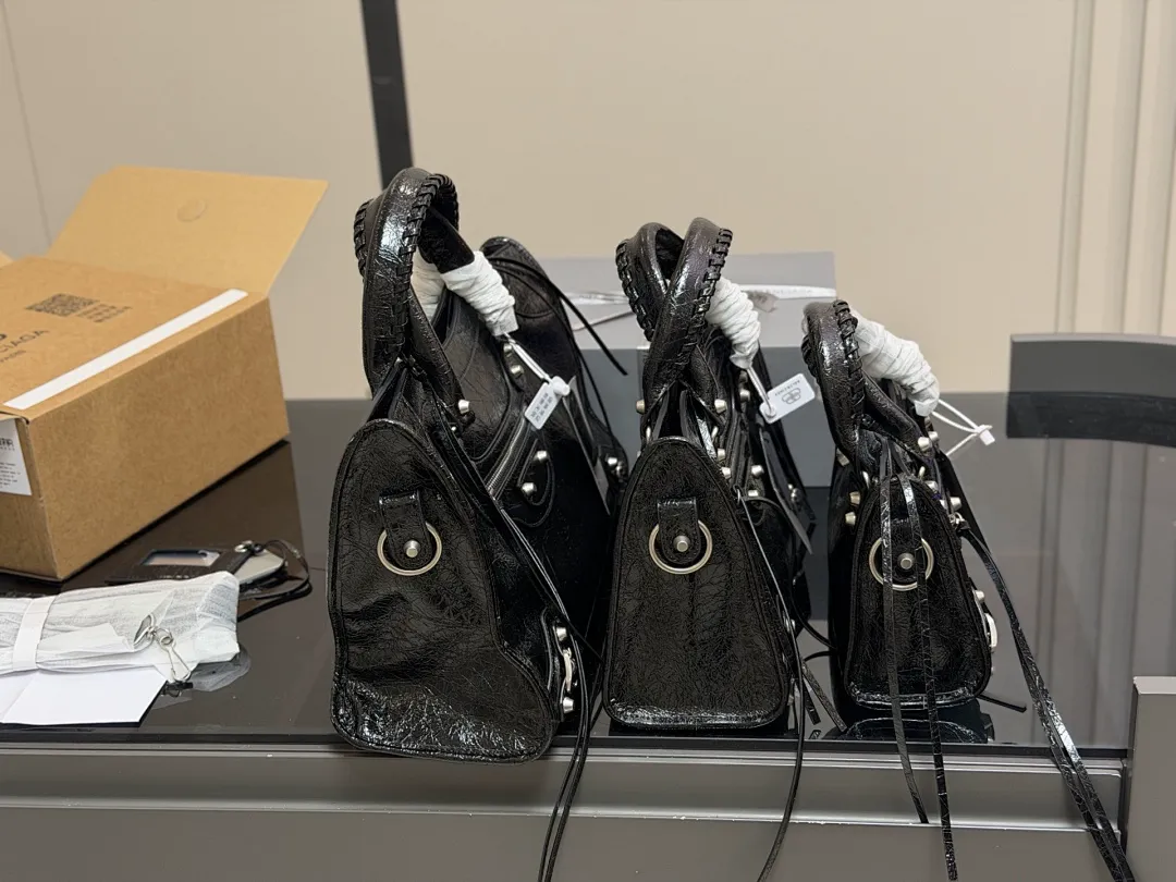Balenciaga BNSBB005 תמונה 8