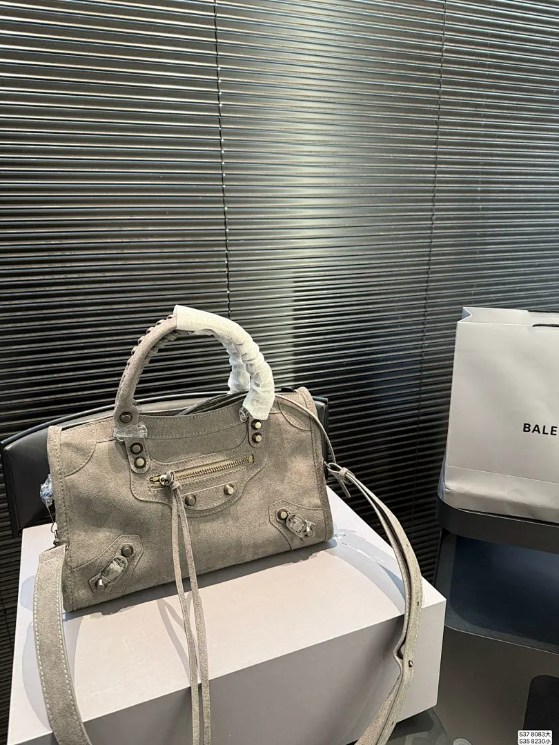 Balenciaga BNSBB006 תמונה 3