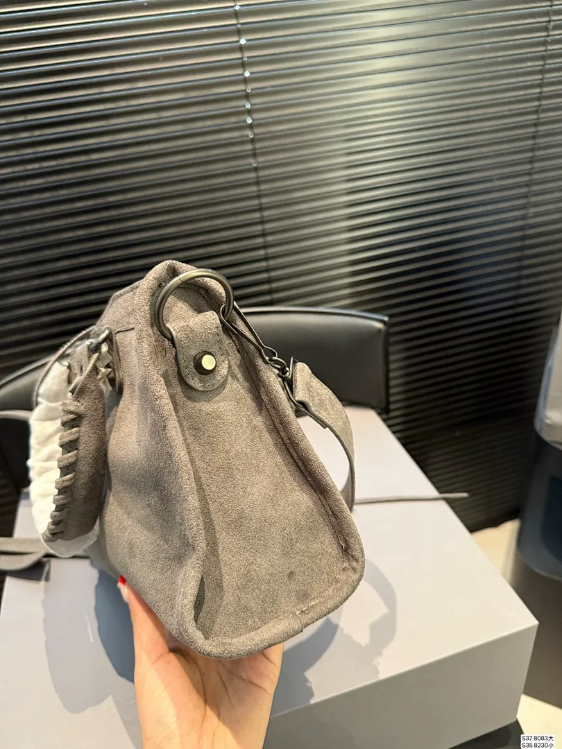 Balenciaga BNSBB006 תמונה 4
