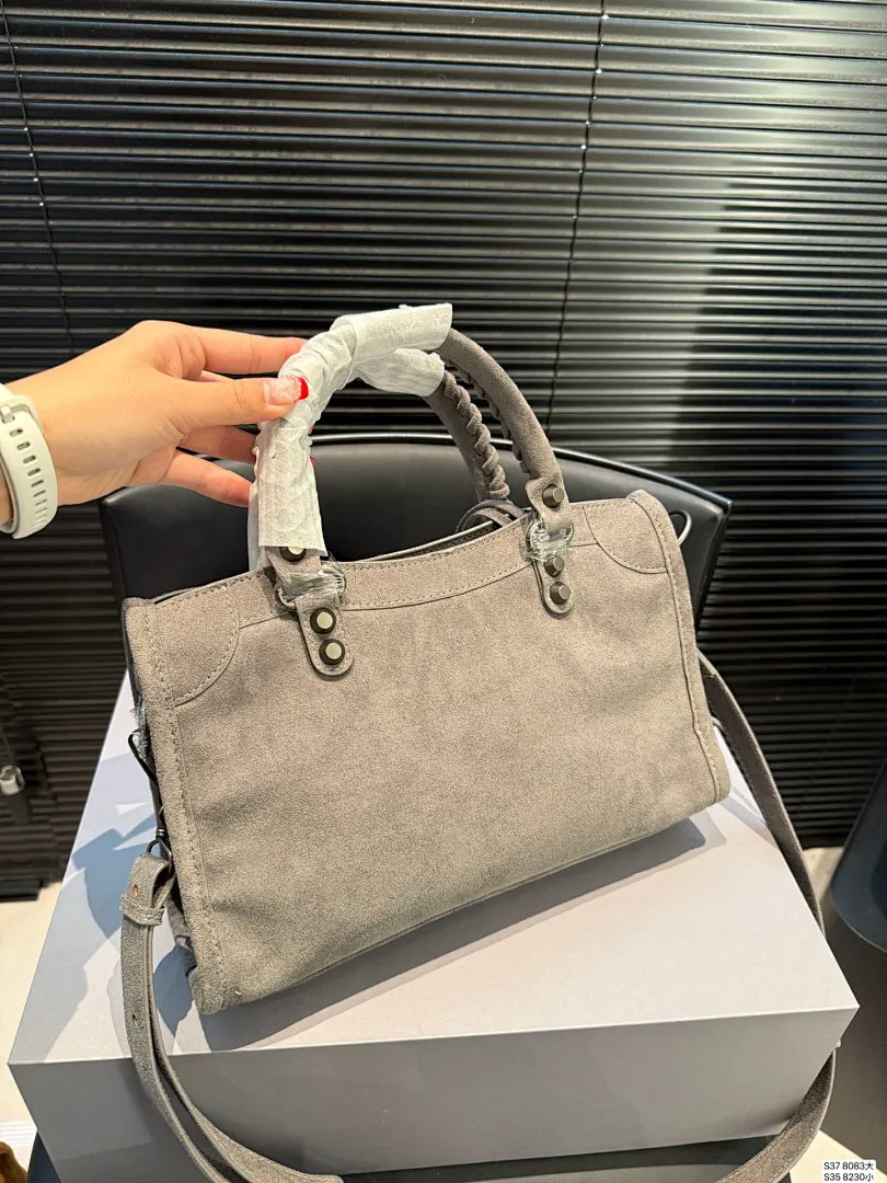 Balenciaga BNSBB006 תמונה 5