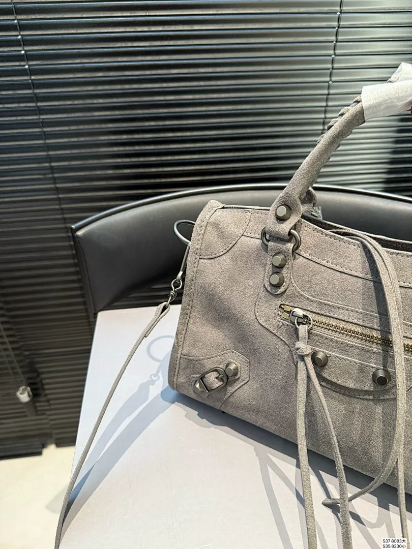 Balenciaga BNSBB006 תמונה 7