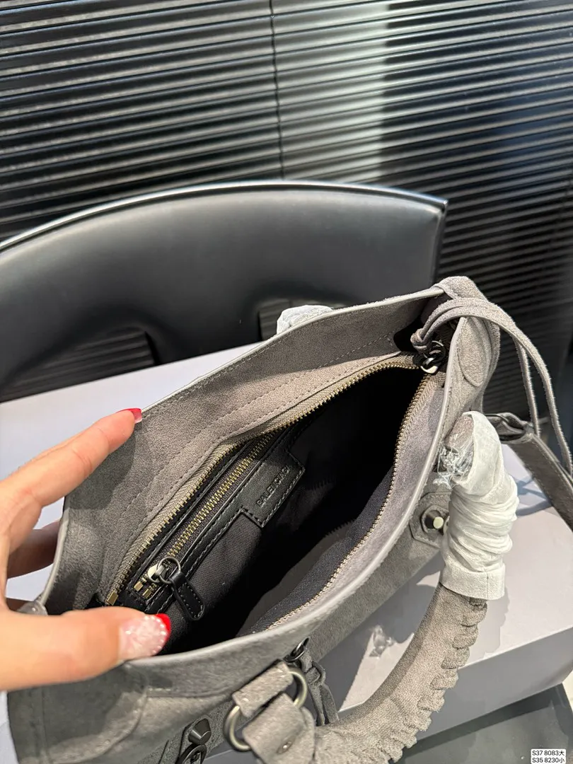 Balenciaga BNSBB006 תמונה 9