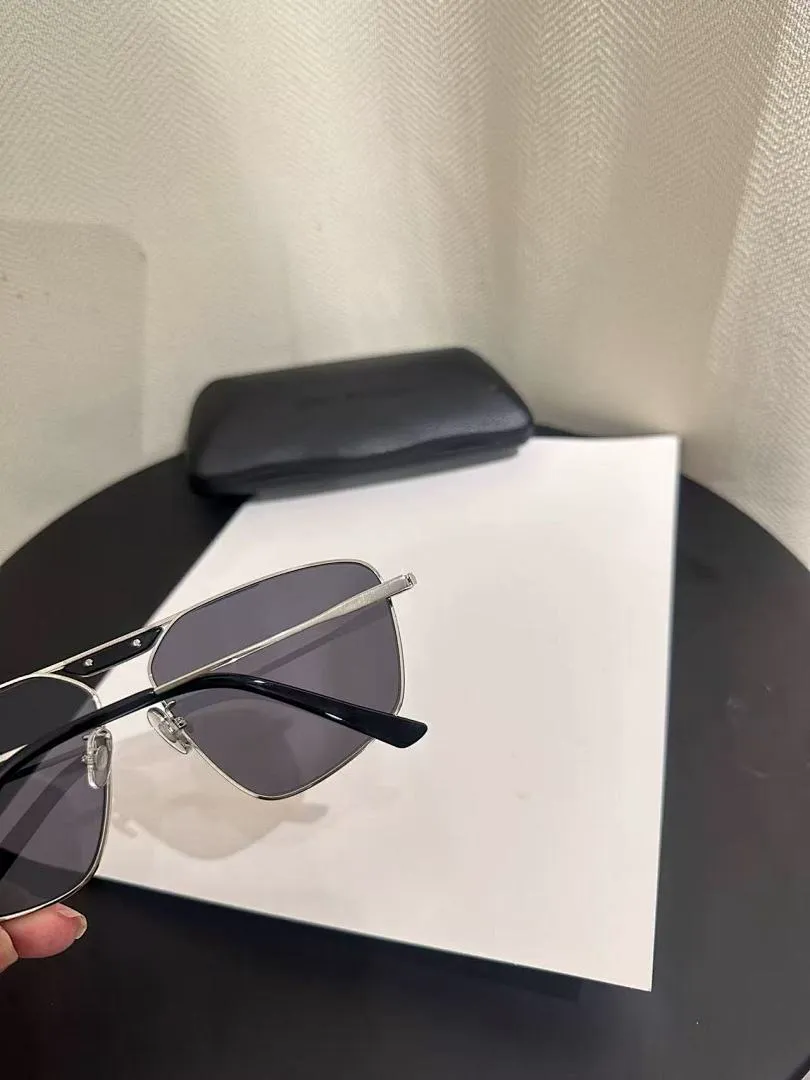 Balenciaga BNSJYJ002 תמונה 4