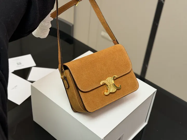 Celine CELB21