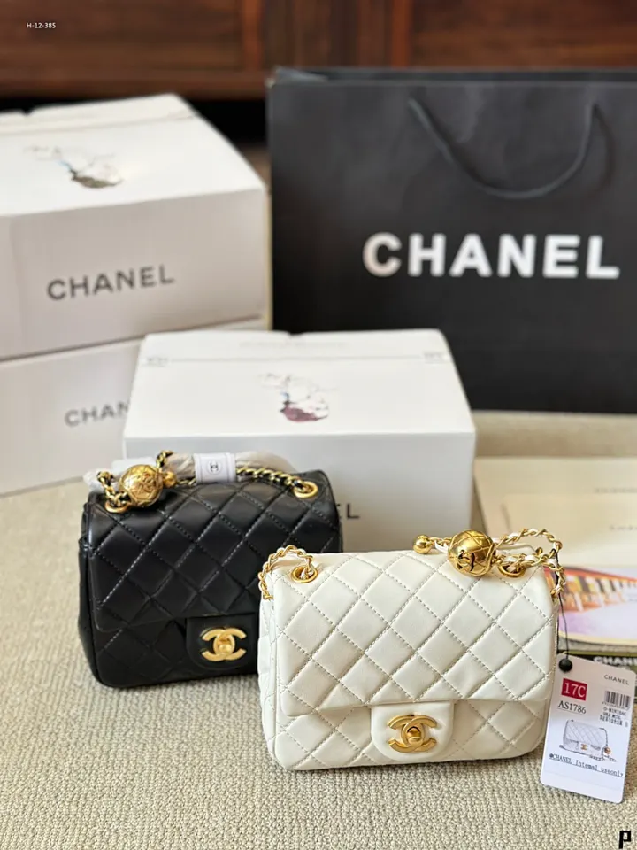 Chanel CHNB01
