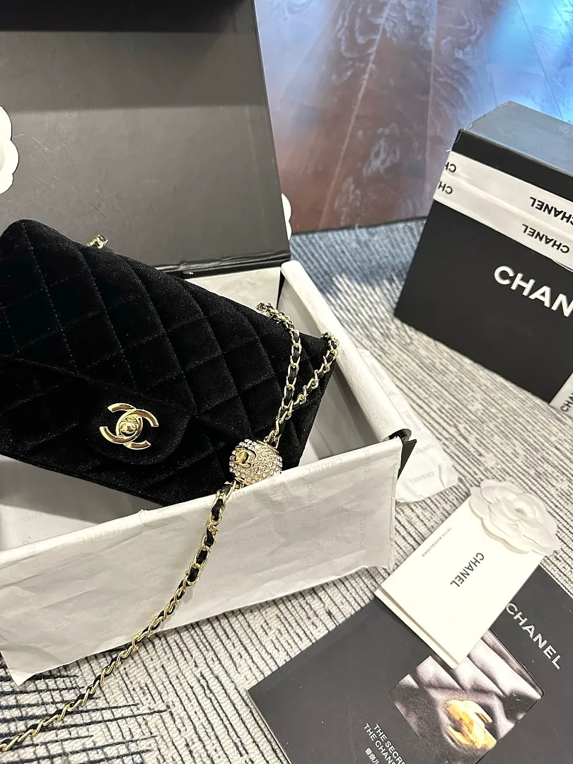 Chanel CHNB127 תמונה 2