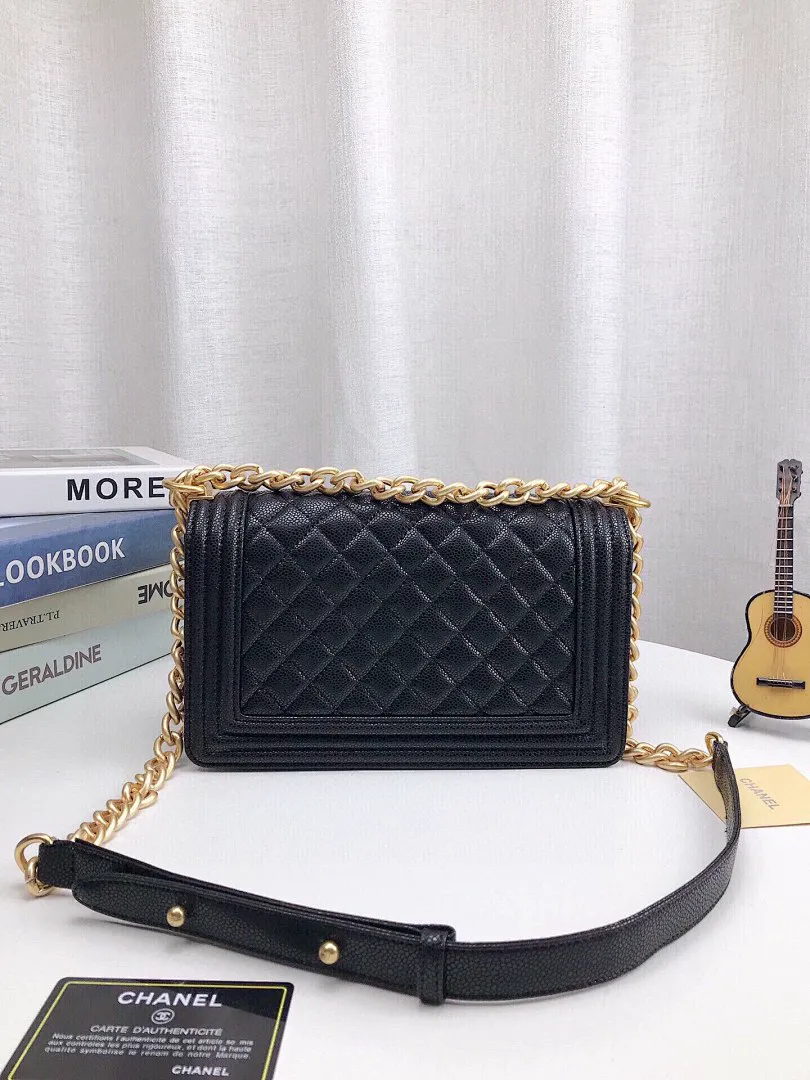 Chanel CHNB17 תמונה 2