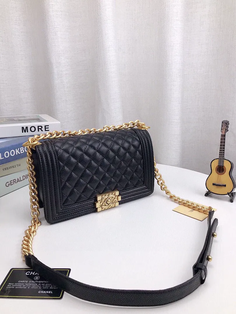 Chanel CHNB17 תמונה 3