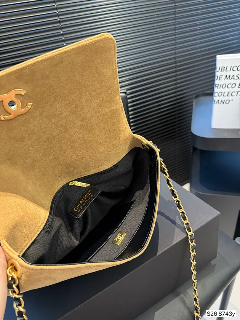 Chanel CHNB33 תמונה 10