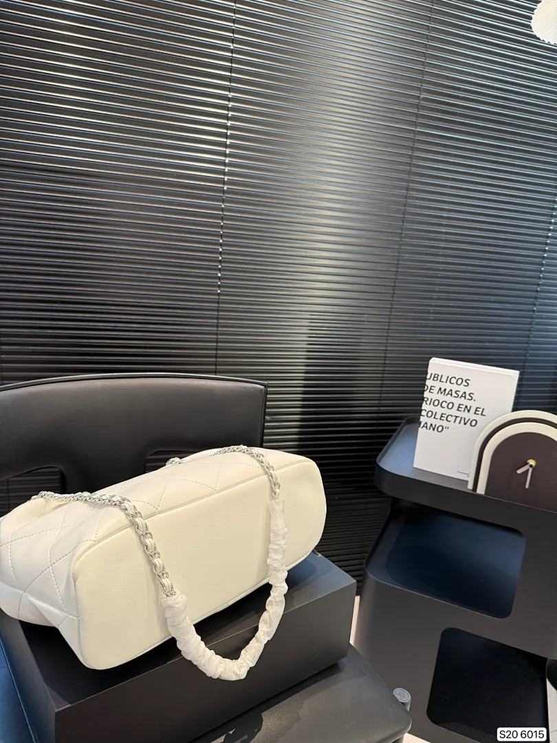 Chanel CHNB38 תמונה 11