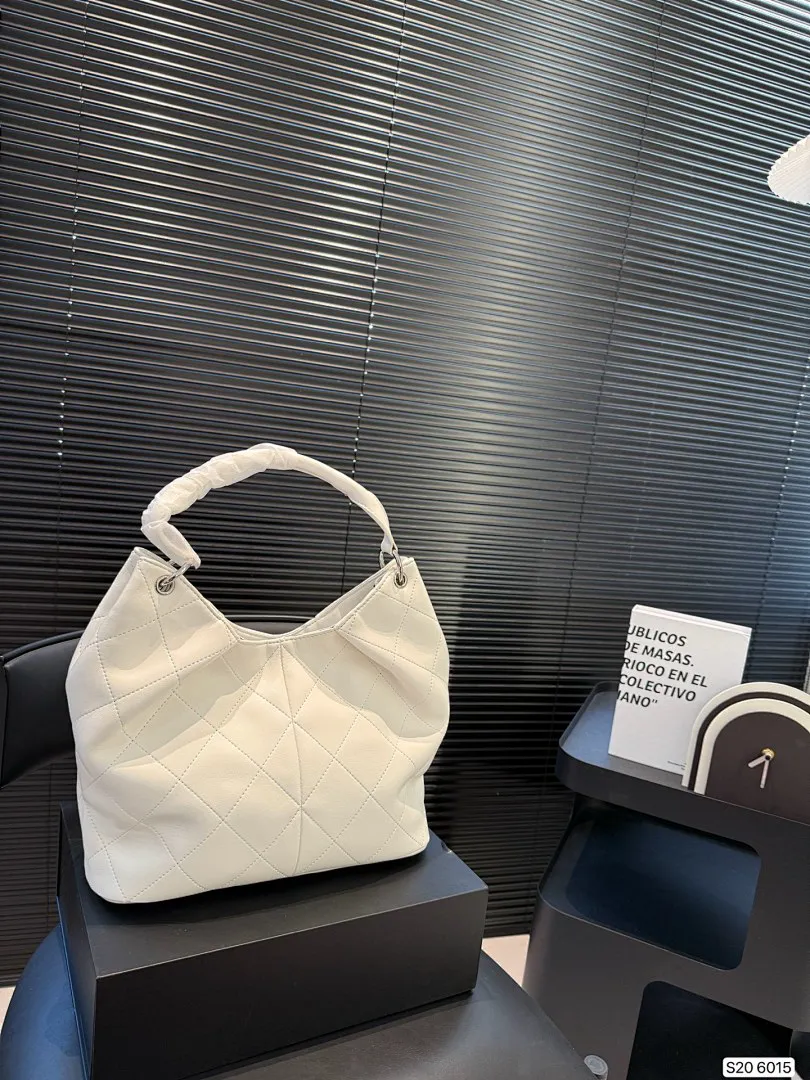 Chanel CHNB38 תמונה 9