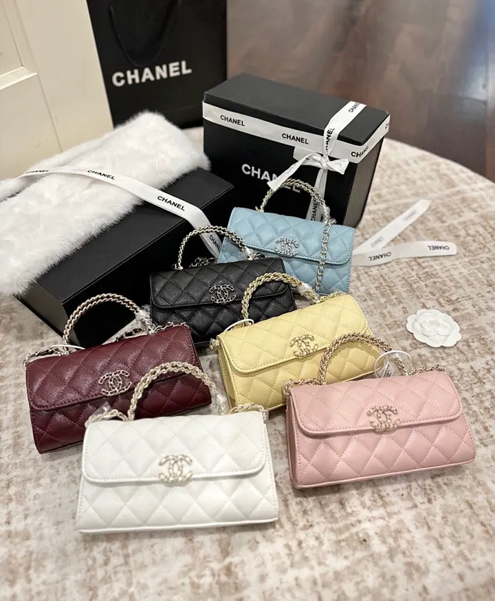 Chanel CHNB65