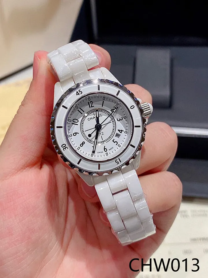 Chanel CHW2