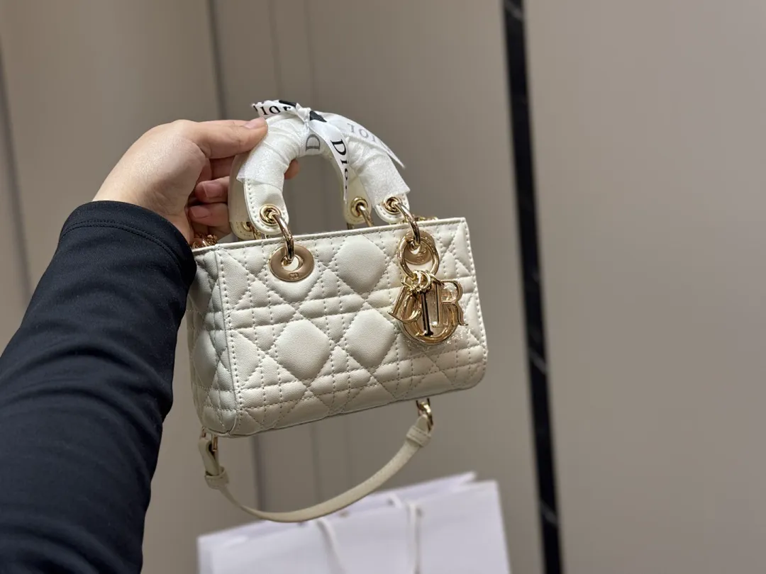 Dior DOB08 תמונה 16