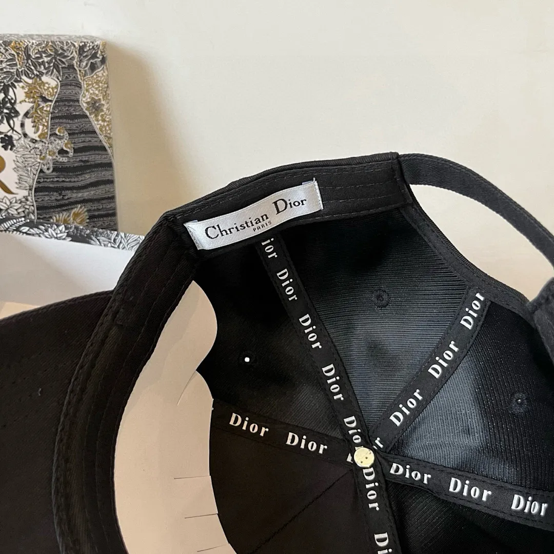 Dior DOMZ01 תמונה 14