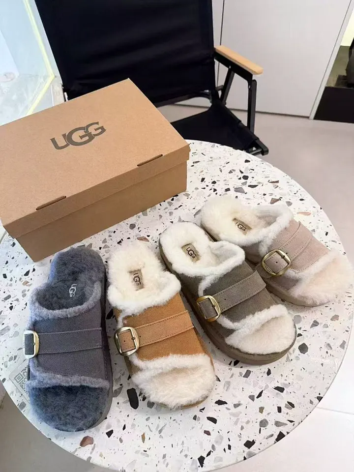 UGG DQ9