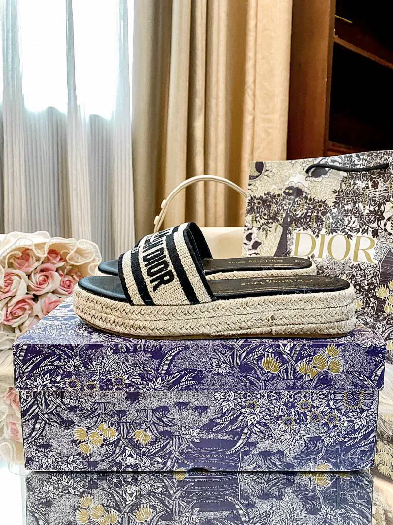 Dior EEW2 תמונה 6