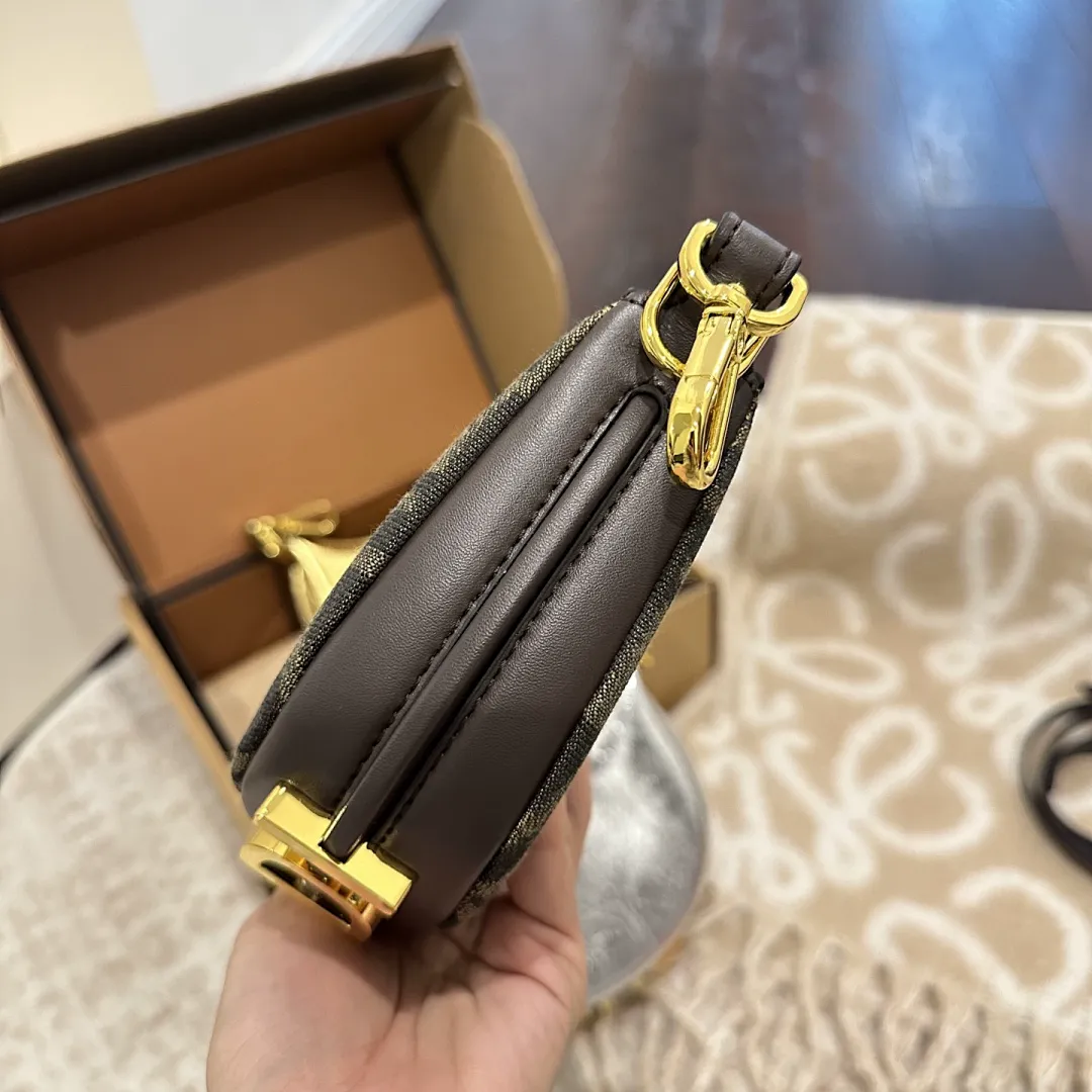 Fendi FDB16 תמונה 5