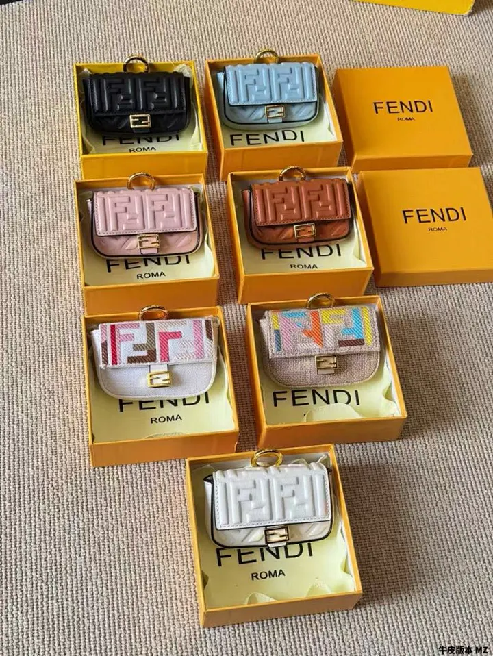 Fendi FDB18