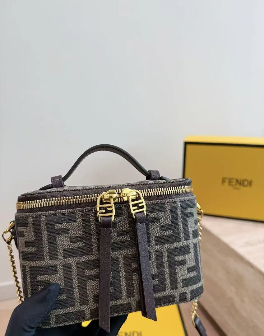 Fendi FDB22 תמונה 3