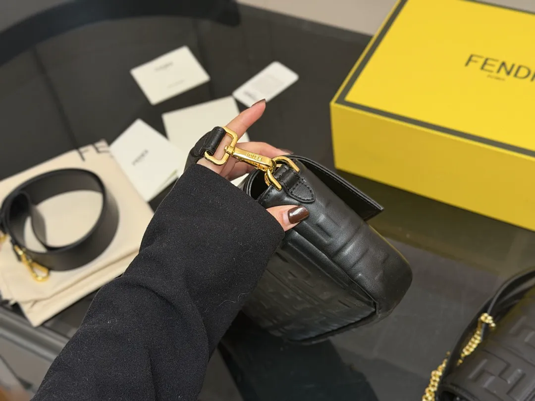 Fendi FDBB009 תמונה 7