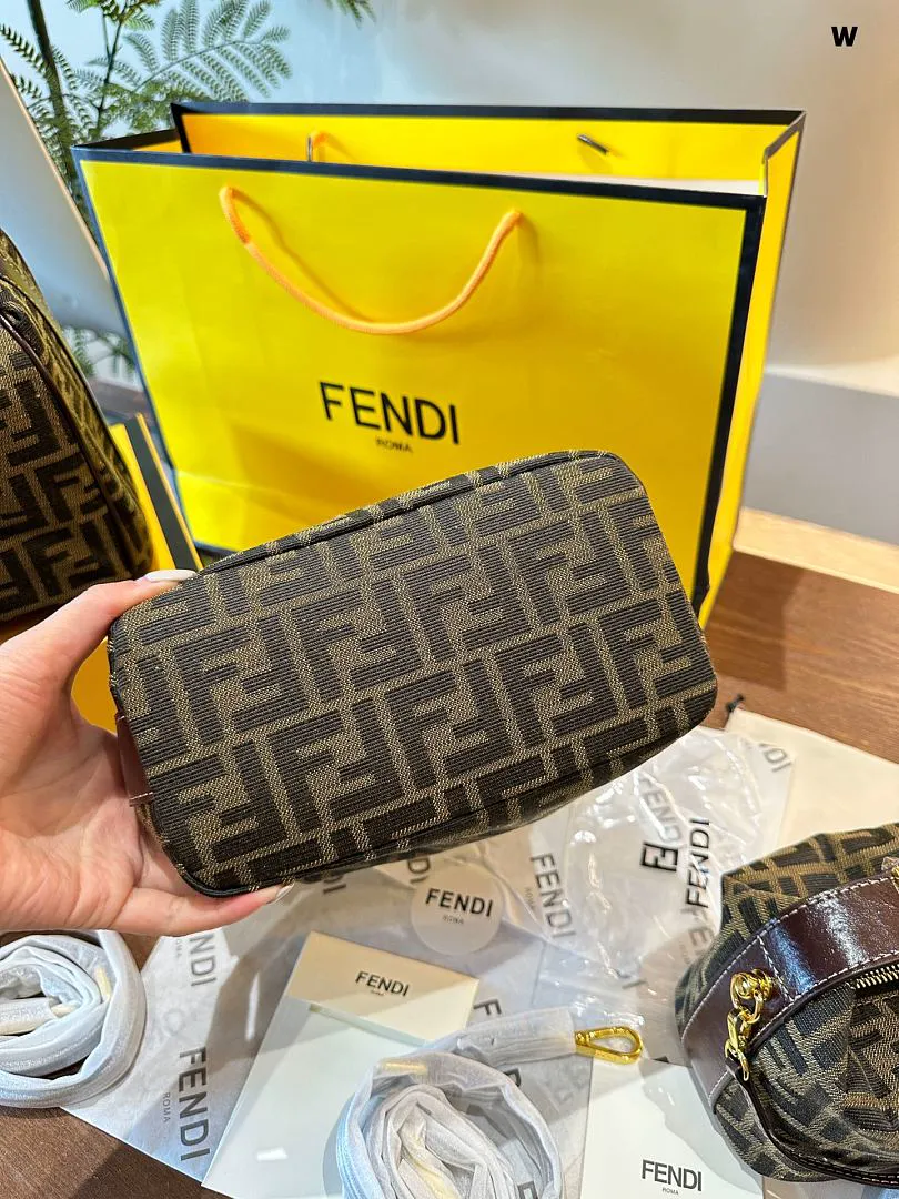 Fendi FDBB012 תמונה 8