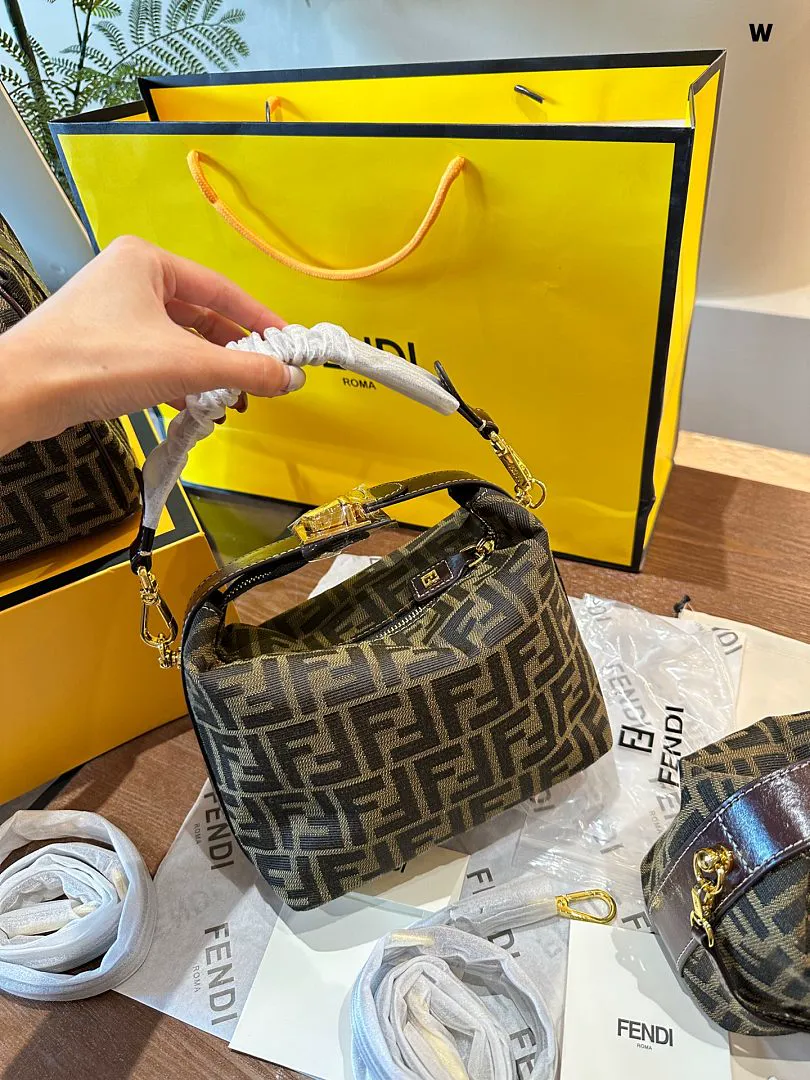 Fendi FDBB012 תמונה 9
